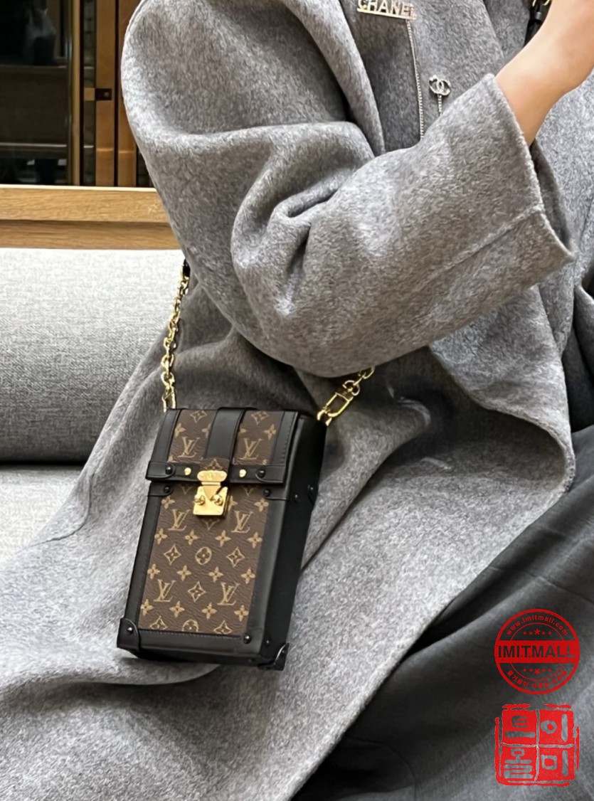 louis_vuitton_xxxxx_big_00015.jpg