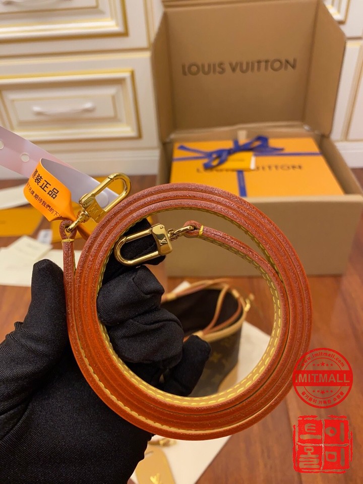 louis_vuitton_xxxxx_big_00007.jpg