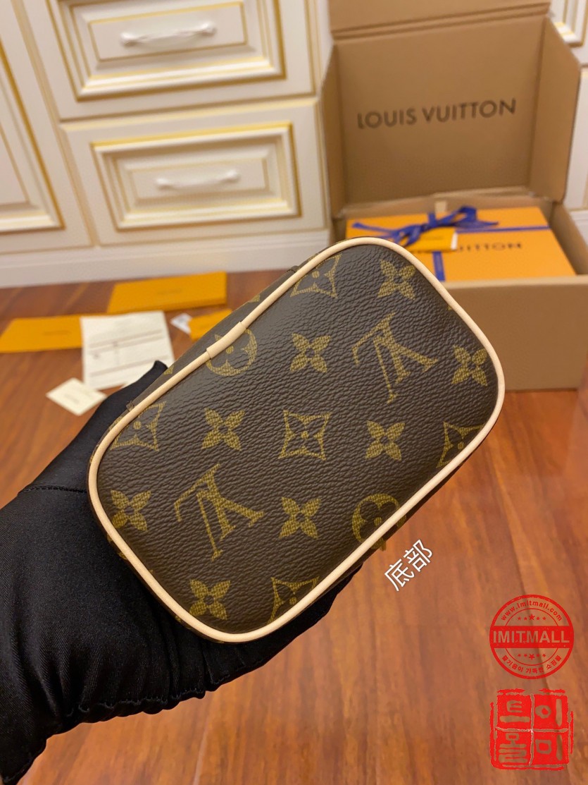 louis_vuitton_xxxxx_big_00004.jpg