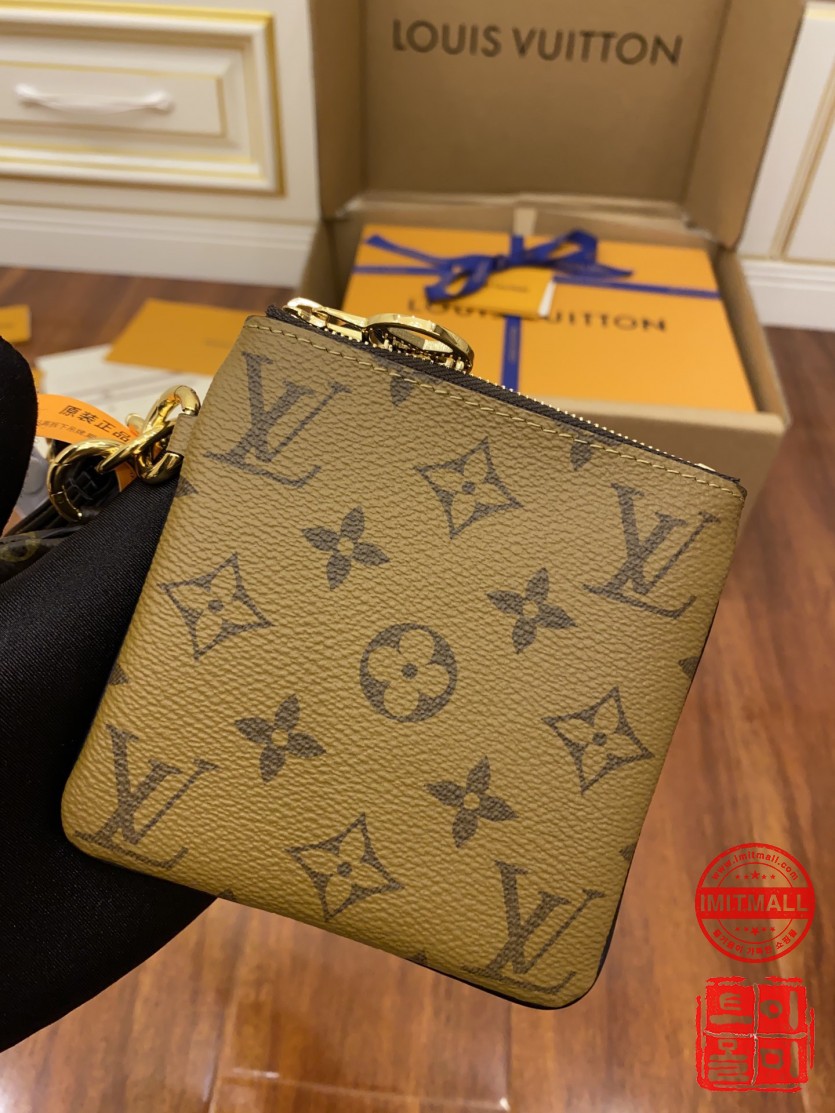 louis_vuitton_xxxxx_big_00017.jpg