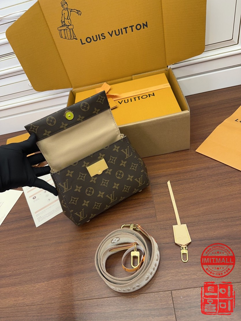 louis_vuitton_xxxxx_big_00008.jpg