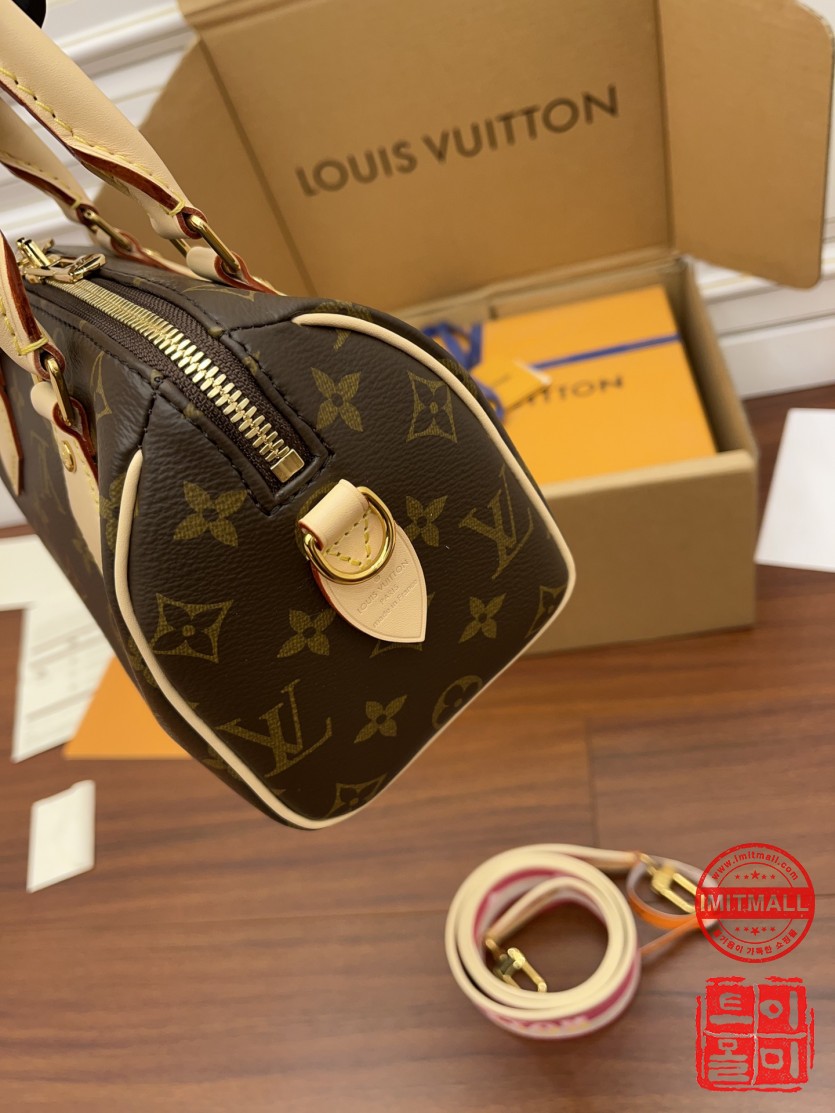 louis_vuitton_xxxxx_big_00006.jpg