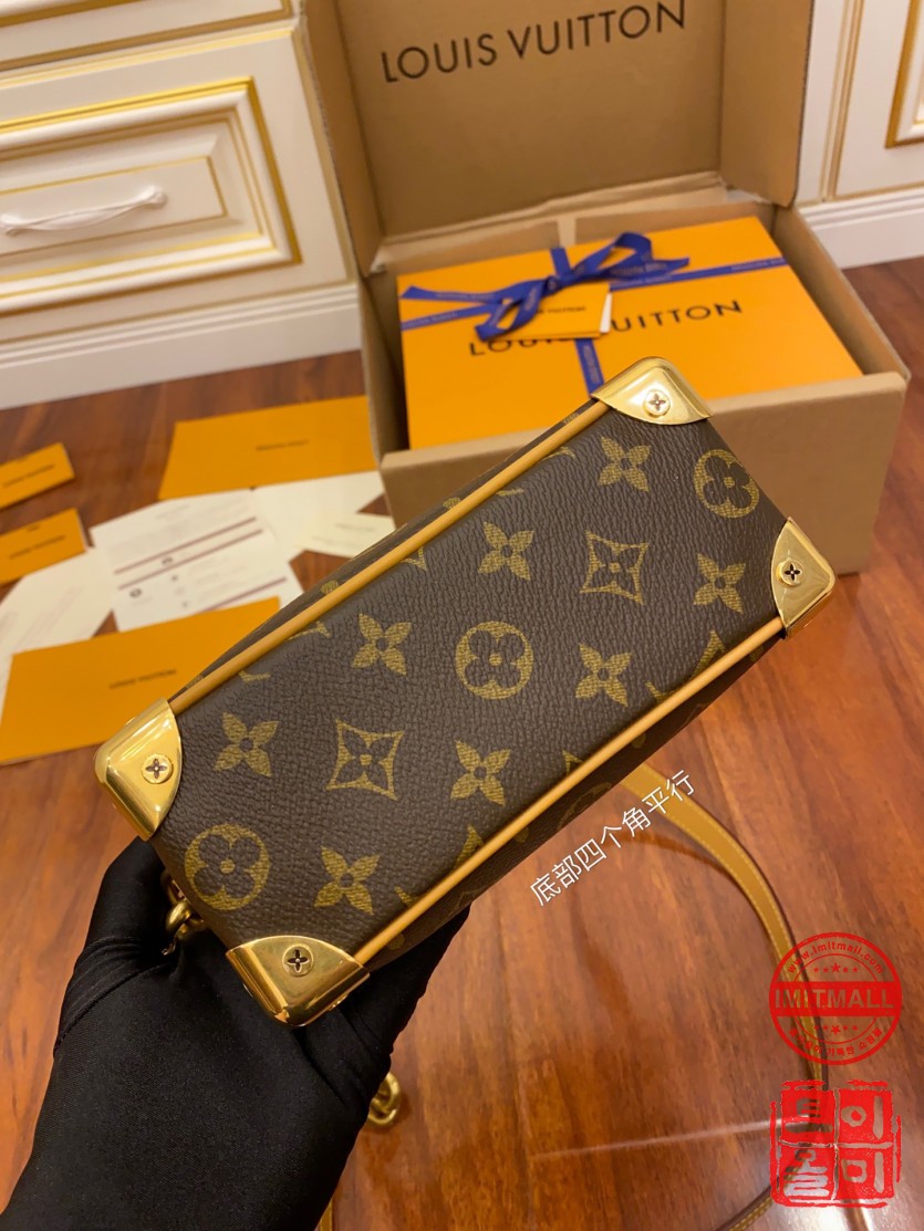 louis_vuitton_xxxxx_big_00009.jpg