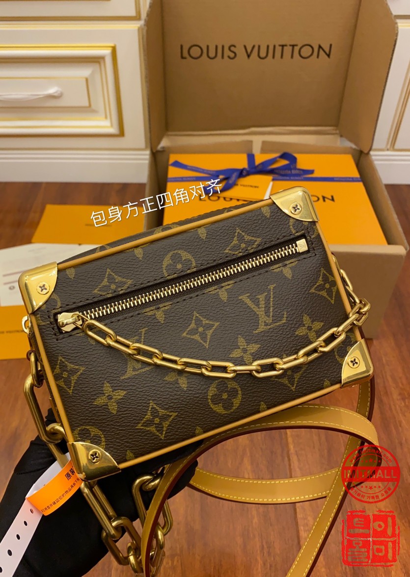 louis_vuitton_xxxxx_big_00010.jpg