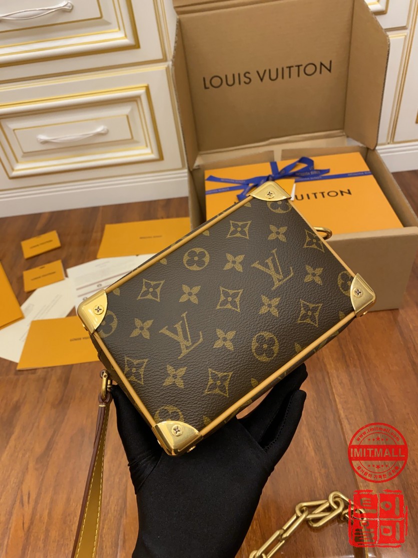 louis_vuitton_xxxxx_big_00013.jpg