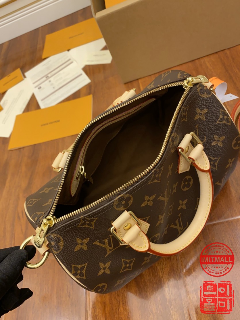 louis_vuitton_xxxxx_big_00014.jpg