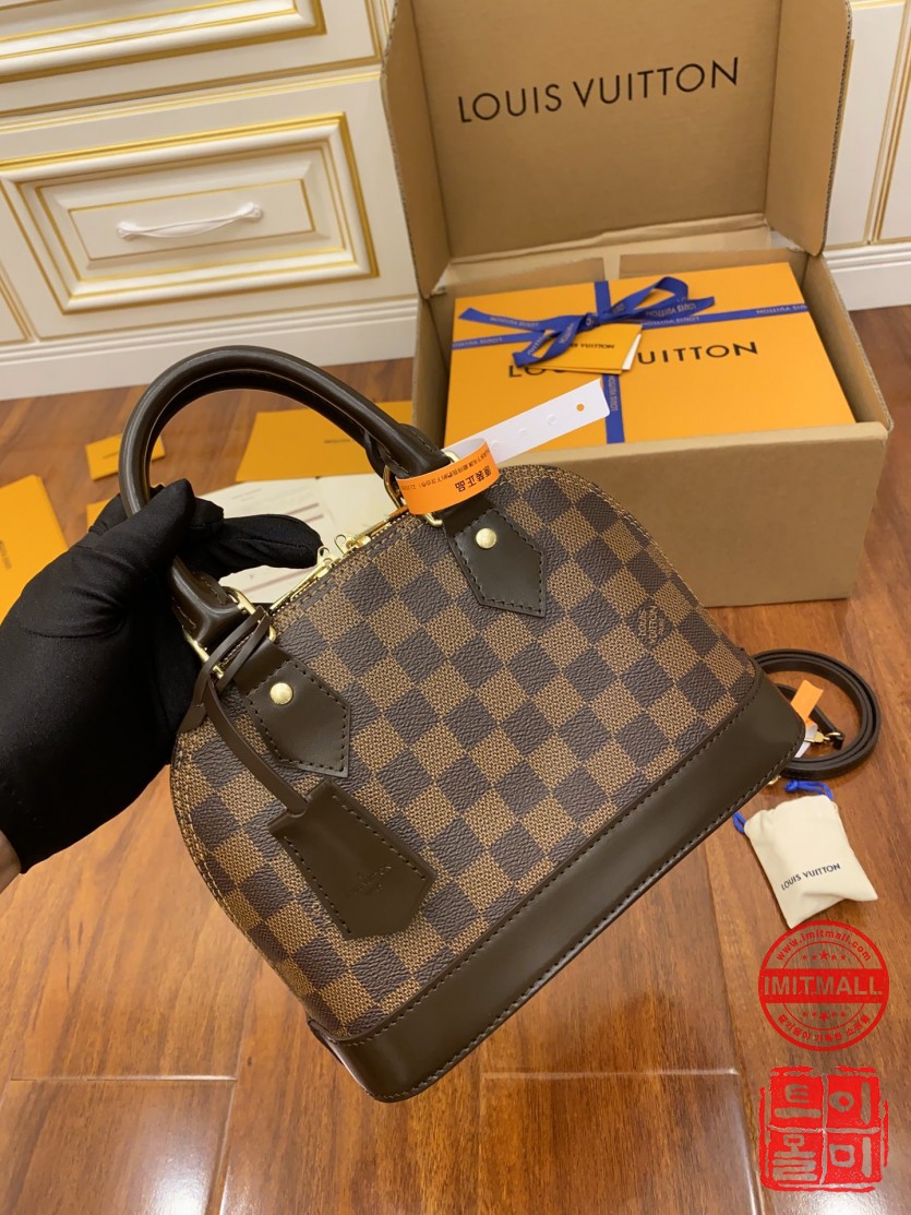 louis_vuitton_xxxxx_big_00001.jpg