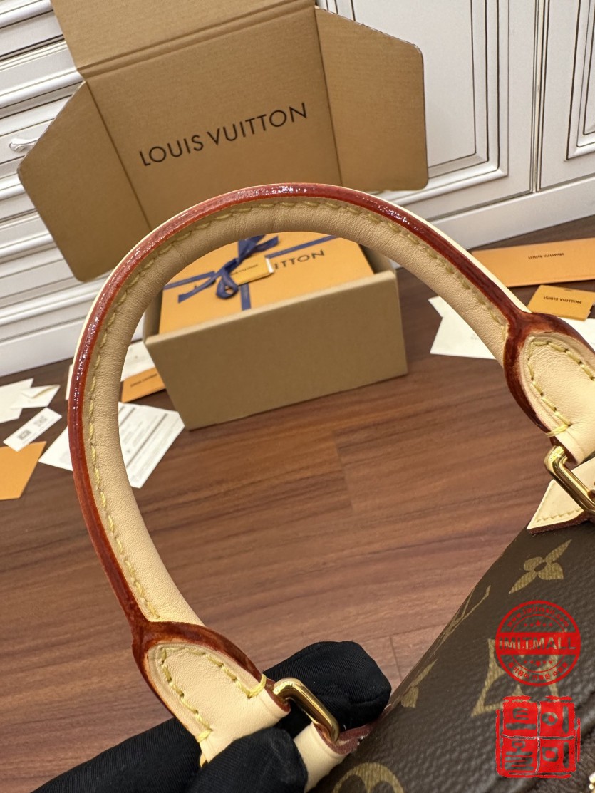 louis_vuitton_xxxxx_big_00005.jpg