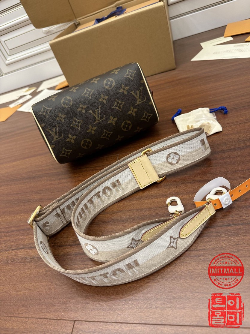 louis_vuitton_xxxxx_big_00017.jpg