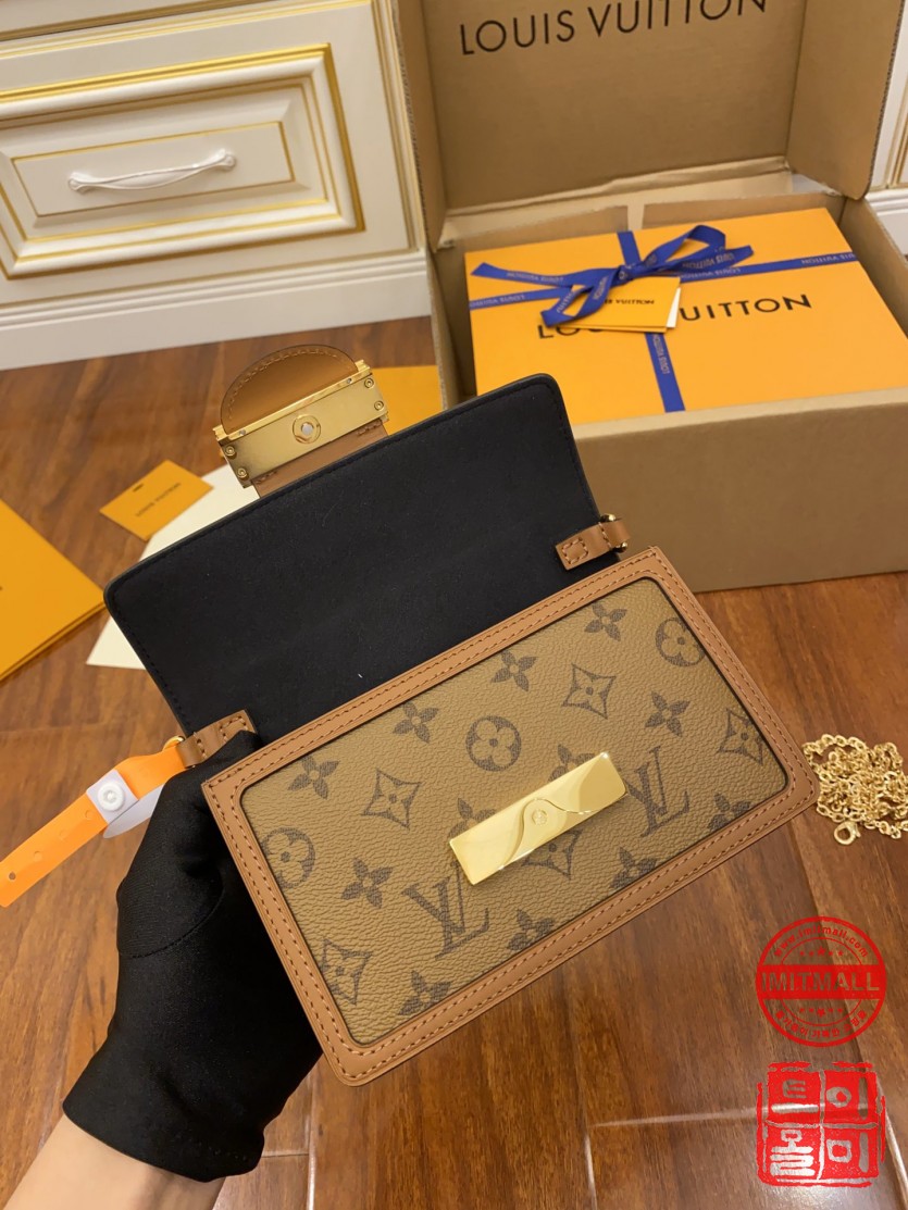 louis_vuitton_xxxxx_big_00006.jpg