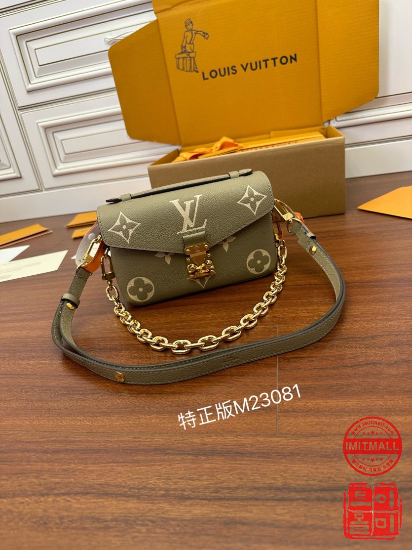 louis_vuitton_xxxxx_big_00001.jpg