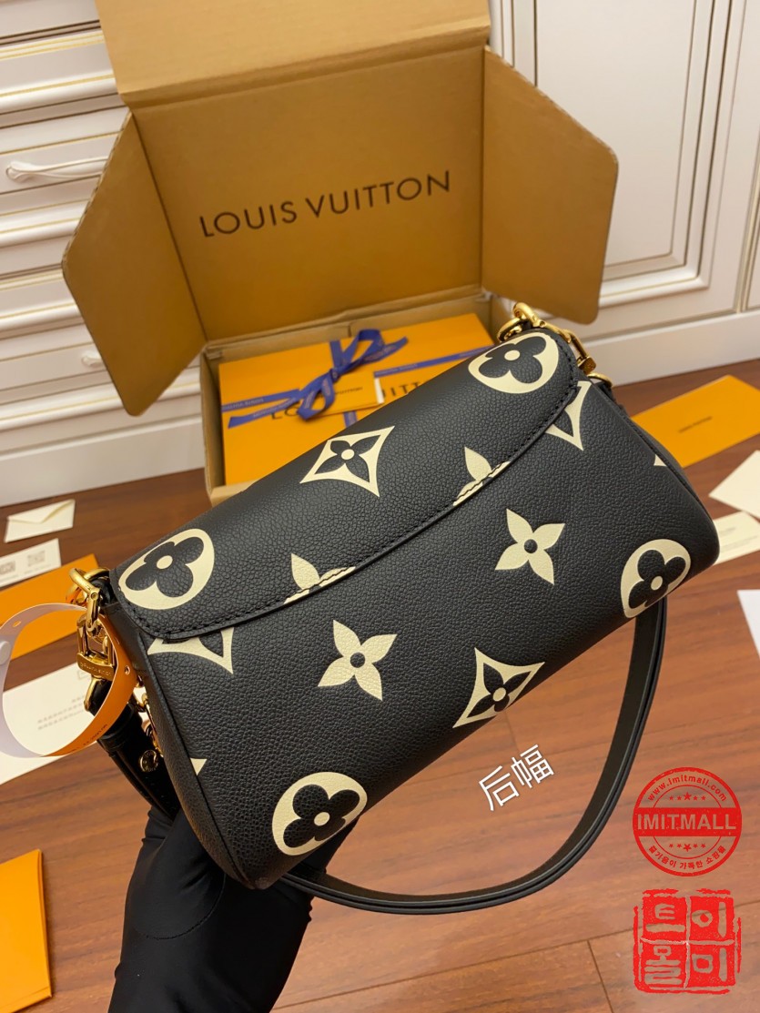 louis_vuitton_xxxxx_big_00003.jpg