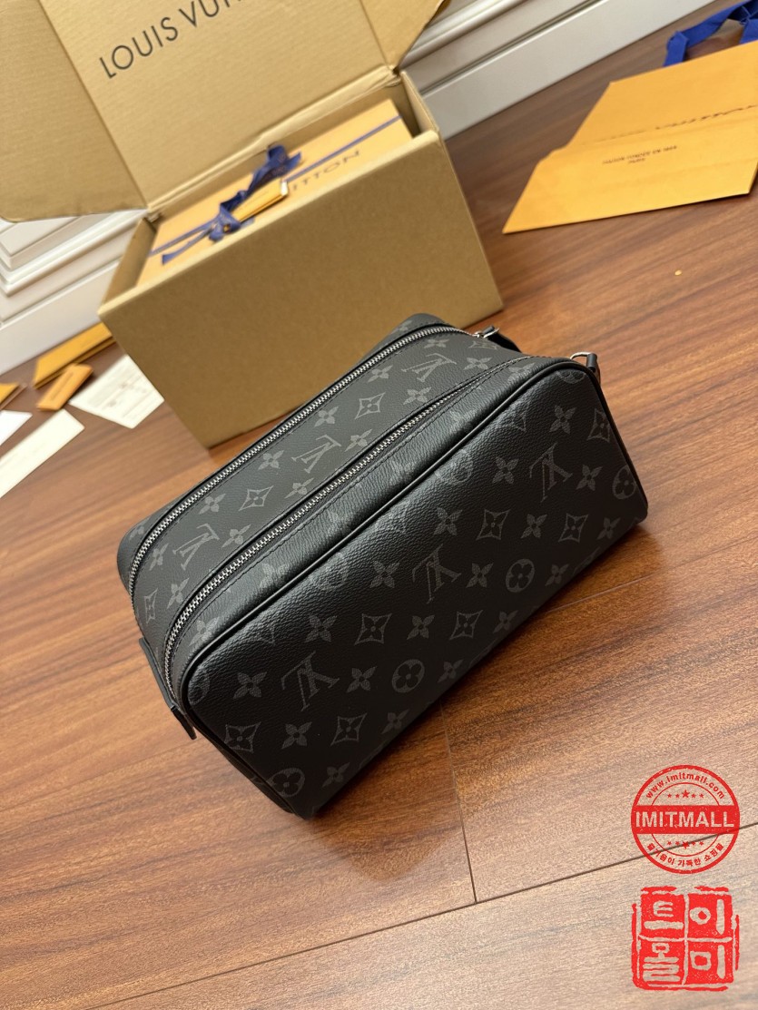 louis_vuitton_xxxxx_big_00003.jpg