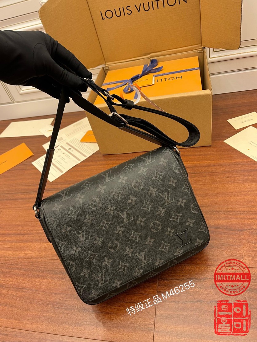 louis_vuitton_xxxxx_big_00003.jpg