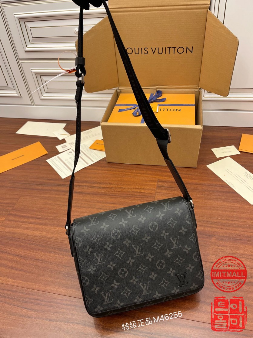 louis_vuitton_xxxxx_big_00004.jpg