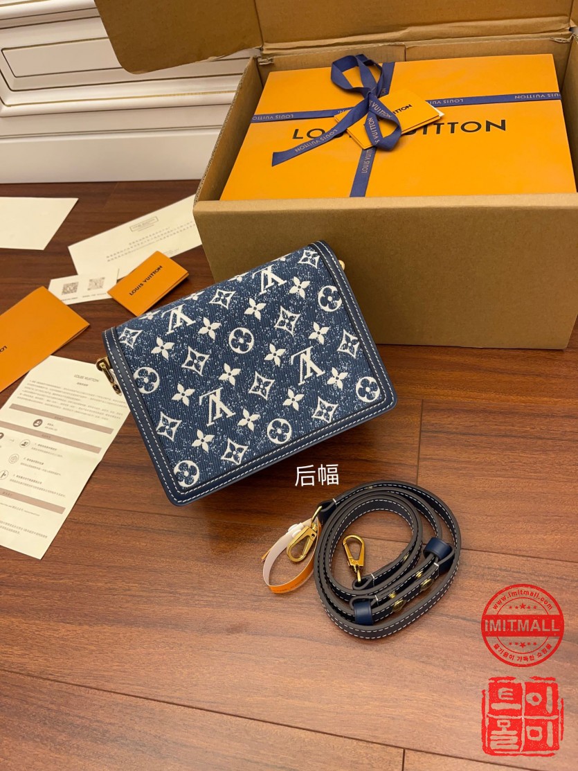 louis_vuitton_xxxxx_big_00008.jpg