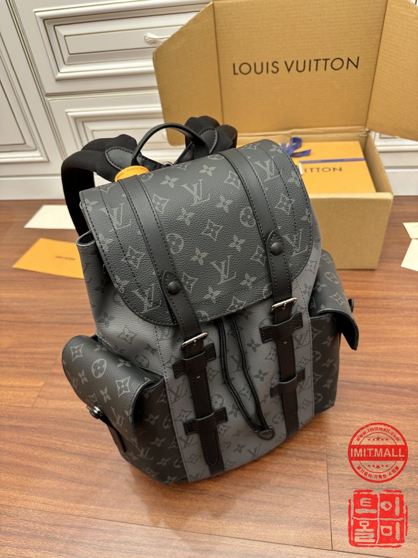 louis_vuitton_xxxxx_big_00009.jpg