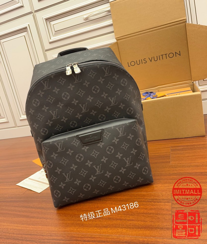 louis_vuitton_xxxxx_big_00002.jpg