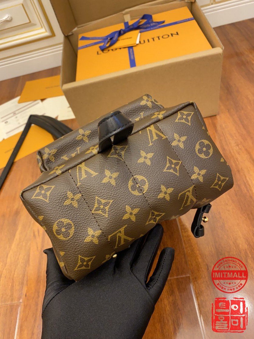 louis_vuitton_xxxxx_big_00009.jpg