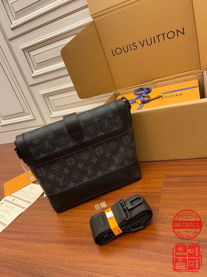 louis_vuitton_xxxxx_big_00002.jpg