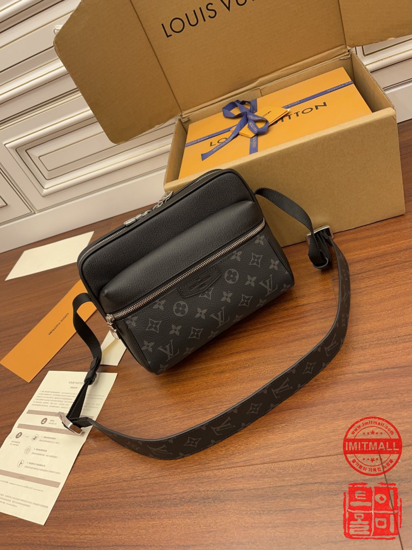 louis_vuitton_xxxxx_big_00008.jpg