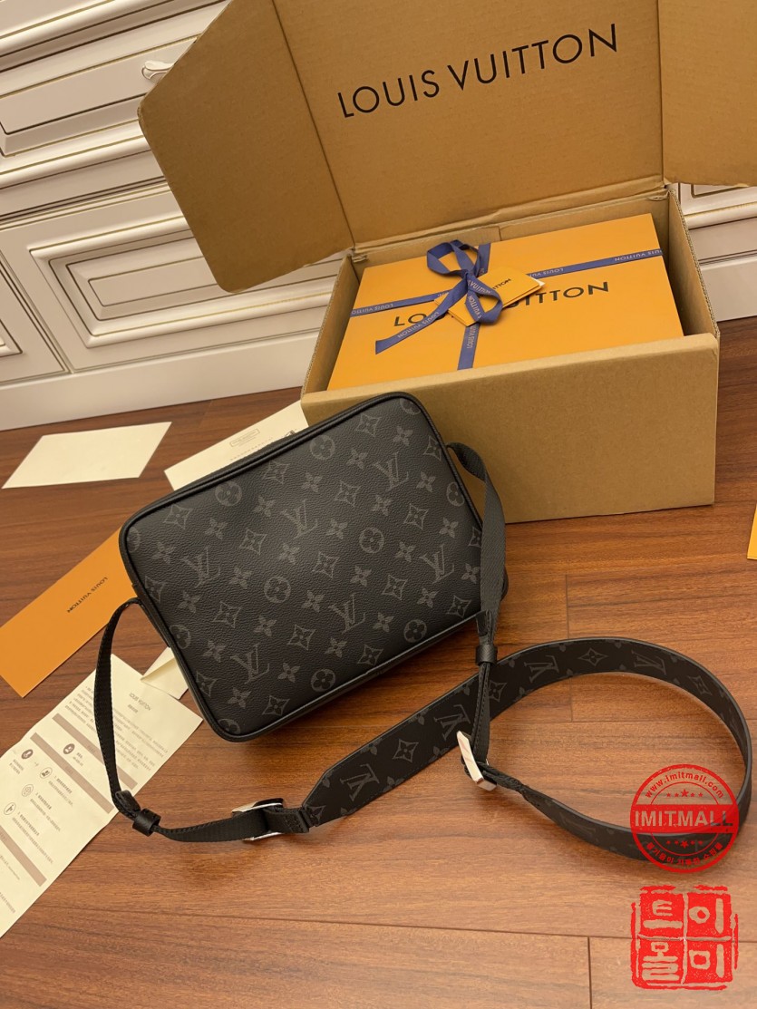 louis_vuitton_xxxxx_big_00009.jpg