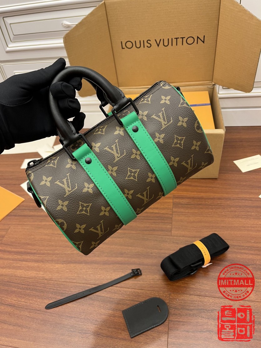 louis_vuitton_xxxxx_big_00014.jpg