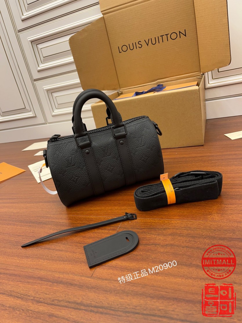 louis_vuitton_xxxxx_big_00007.jpg