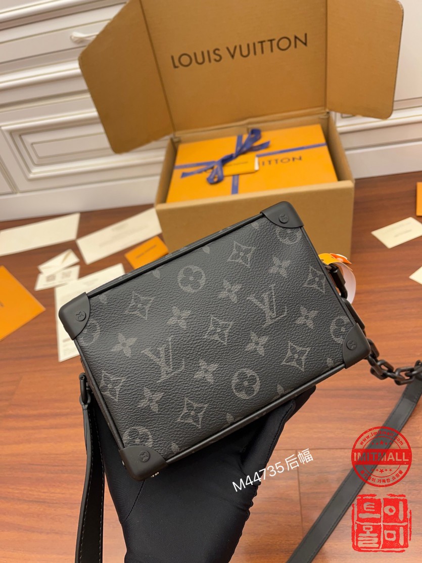 louis_vuitton_xxxxx_big_00002.jpg