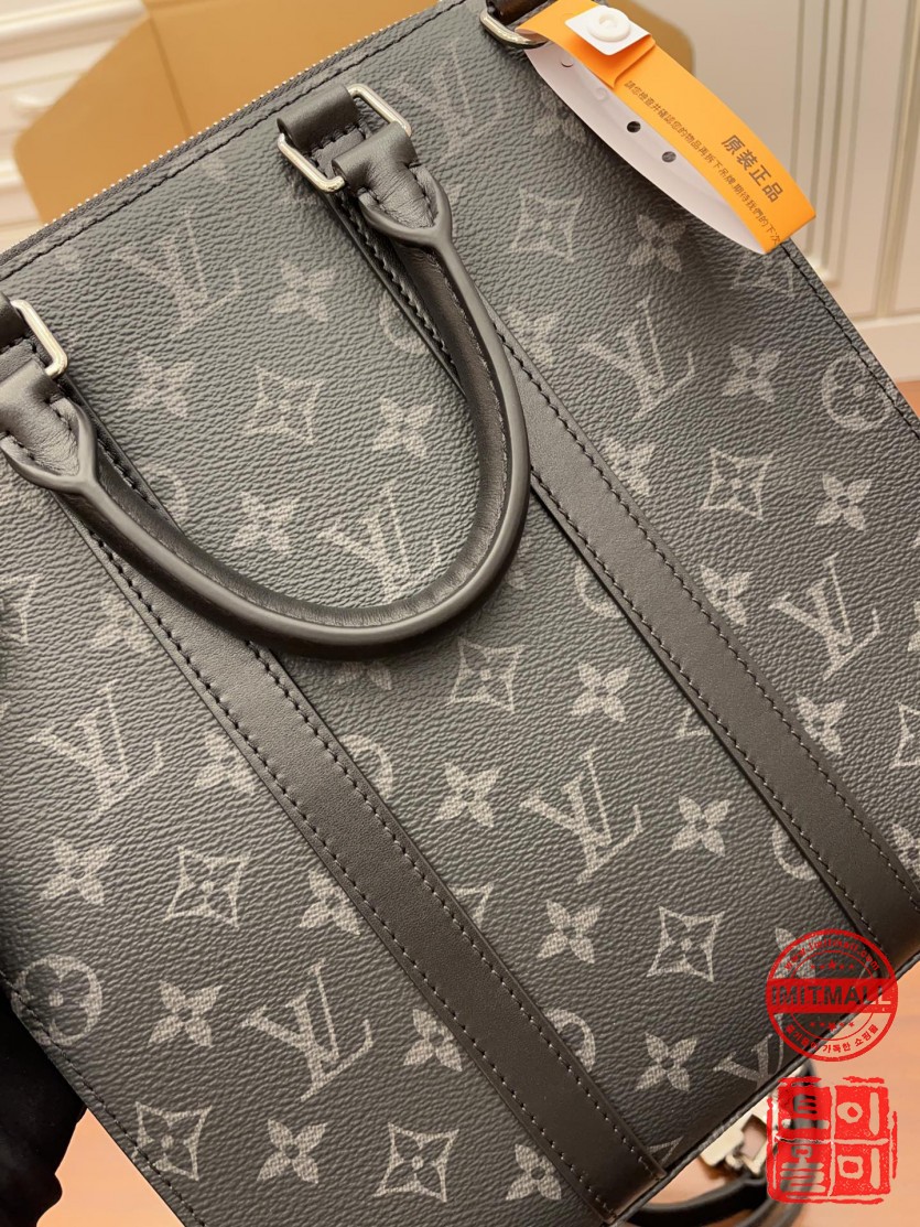 louis_vuitton_xxxxx_big_00014.jpg