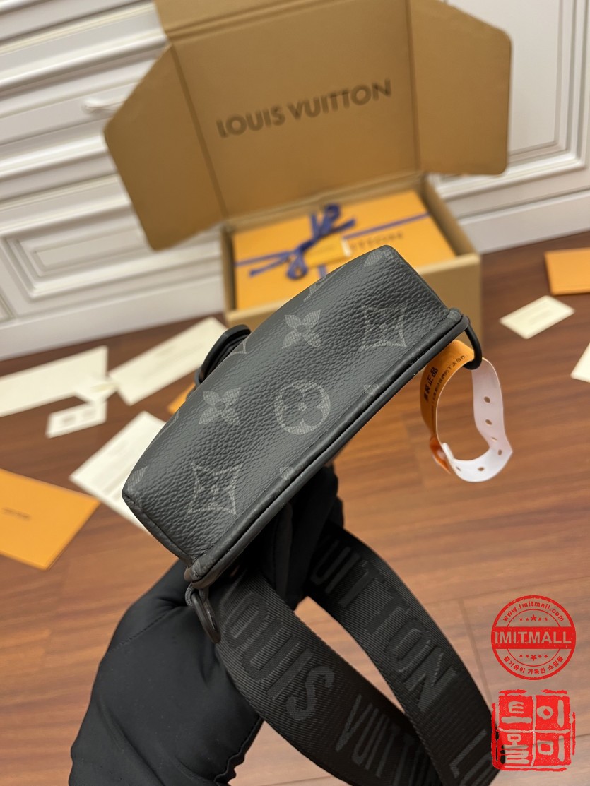 louis_vuitton_xxxxx_big_00014.jpg