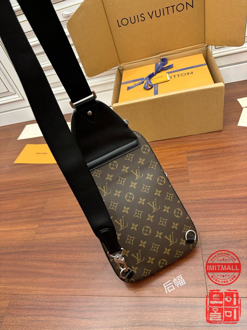 louis_vuitton_xxxxx_big_00002.jpg