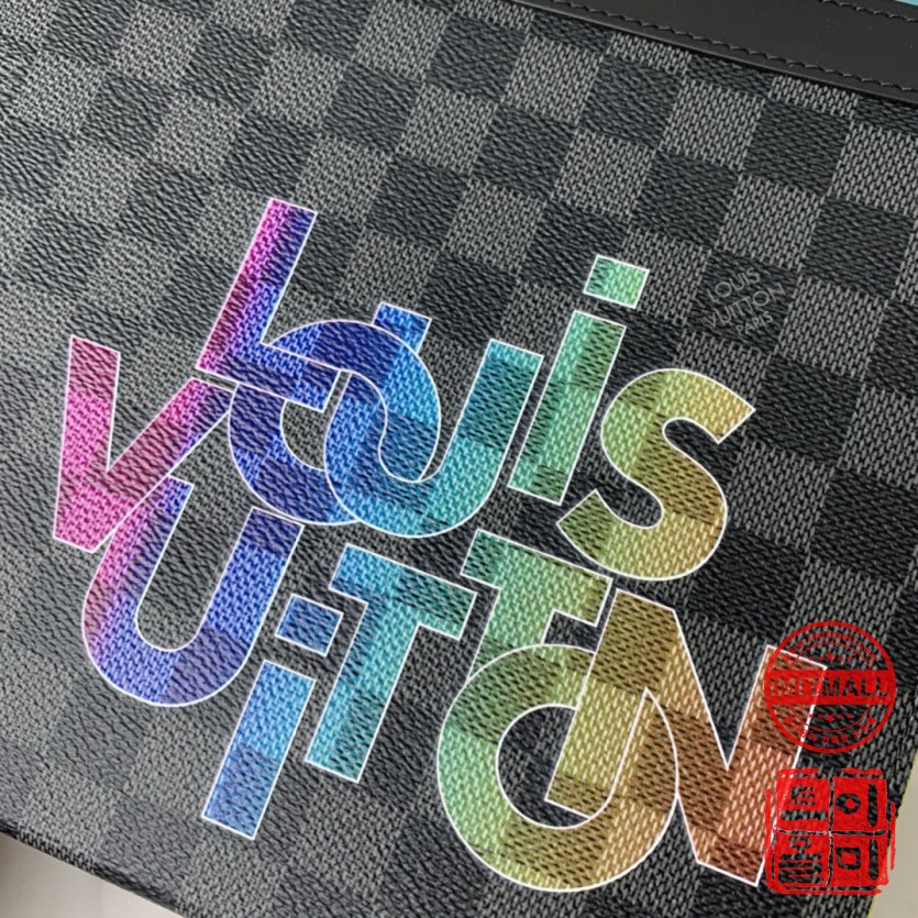 louis_vuitton_xxxxx_big_00005.jpg