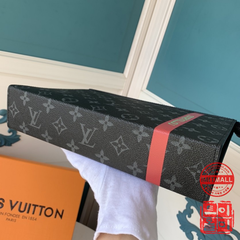 louis_vuitton_xxxxx_big_00003.jpg