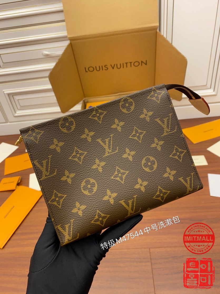 louis_vuitton_xxxxx_big_00001.jpg