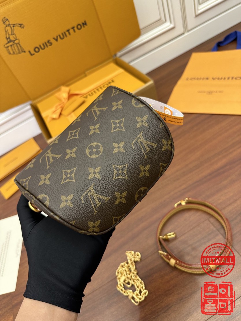 louis_vuitton_xxxxx_big_00012.jpg