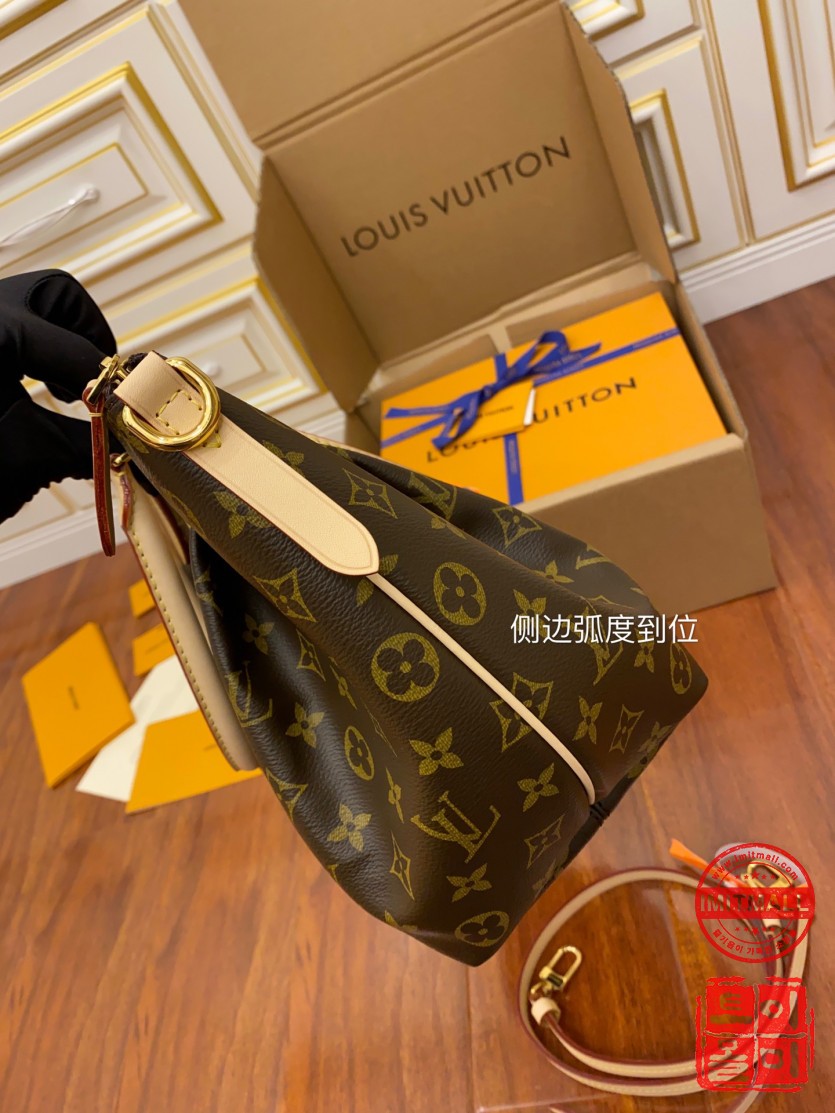 louis_vuitton_xxxxx_big_00002.jpg