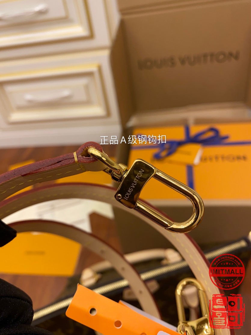 louis_vuitton_xxxxx_big_00006.jpg