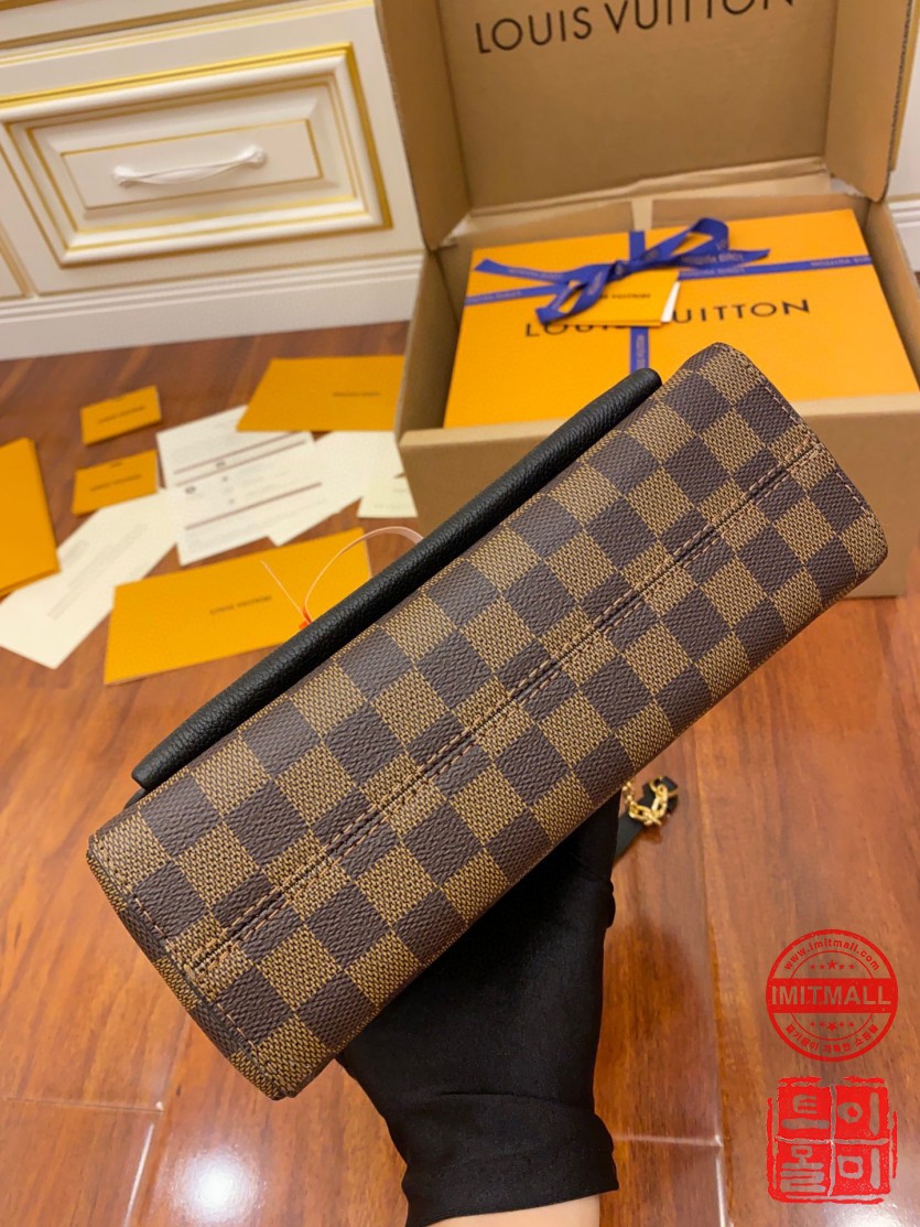 louis_vuitton_xxxxx_big_00002.jpg