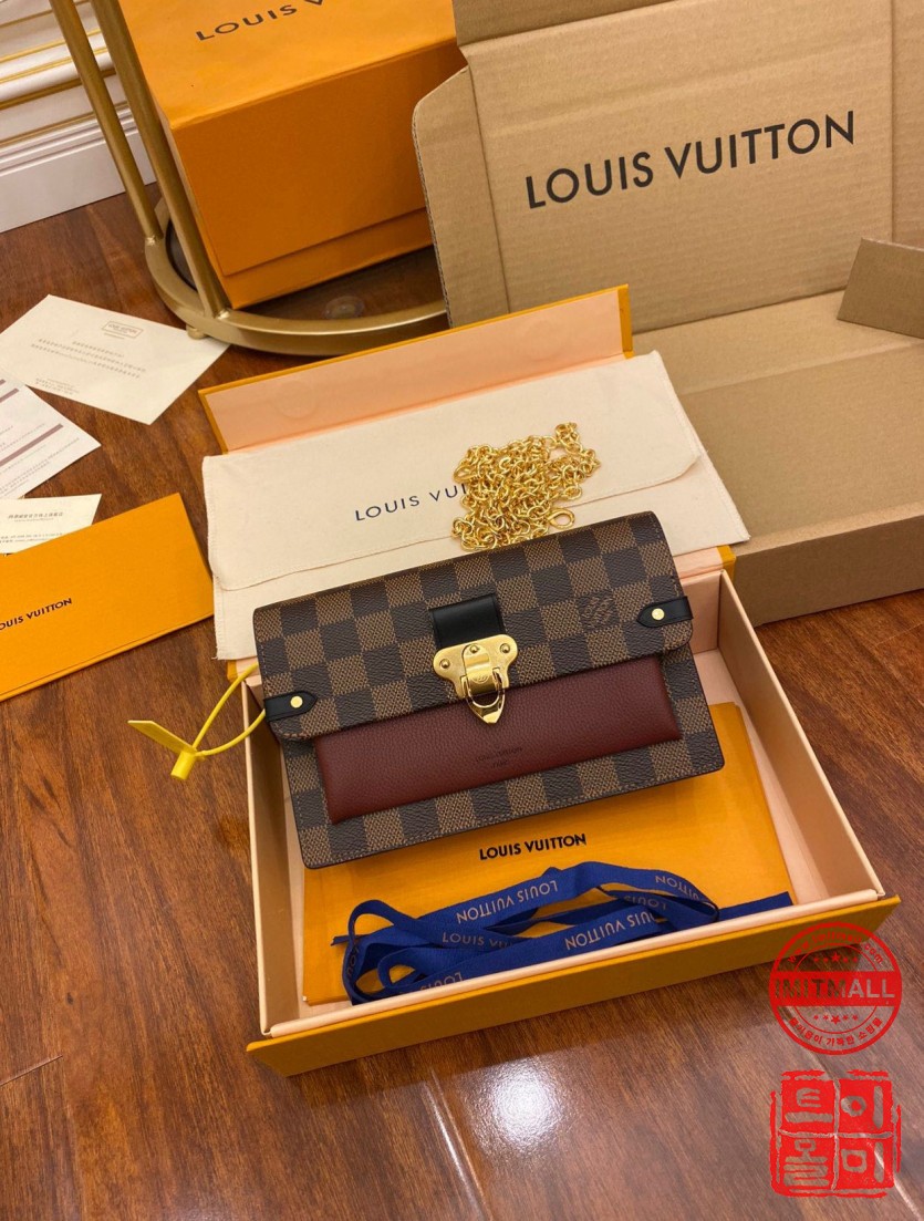 louis_vuitton_xxxxx_big_00001.jpg