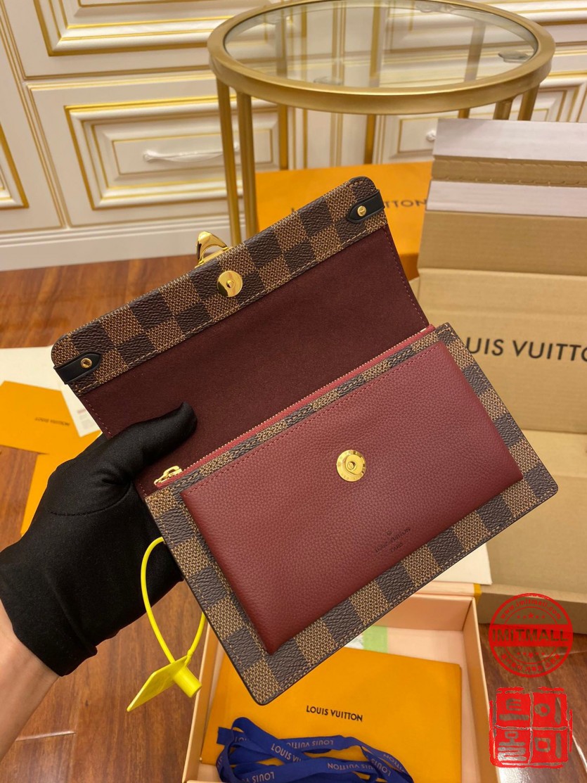 louis_vuitton_xxxxx_big_00002.jpg