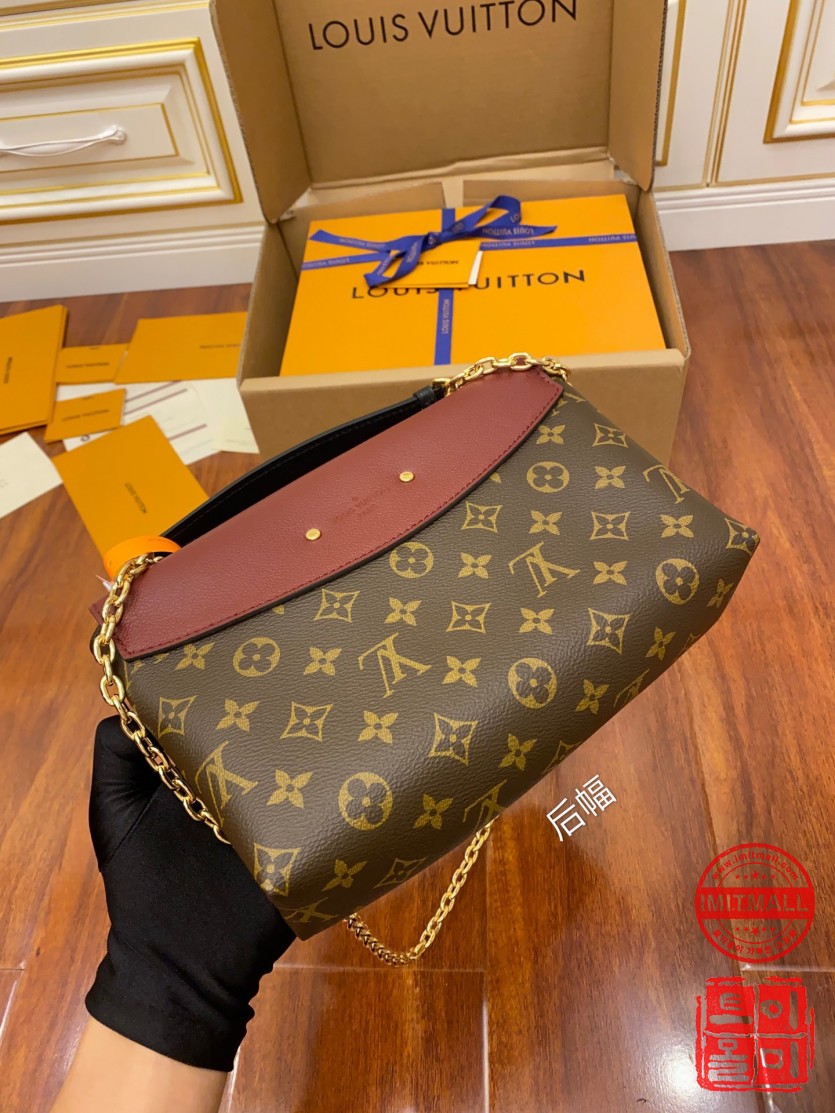 louis_vuitton_xxxxx_big_00009.jpg
