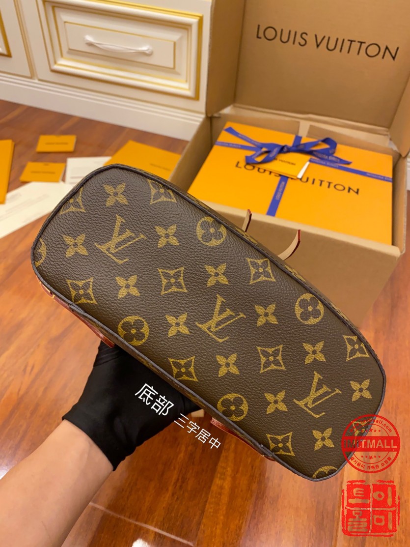 louis_vuitton_xxxxx_big_00007.jpg