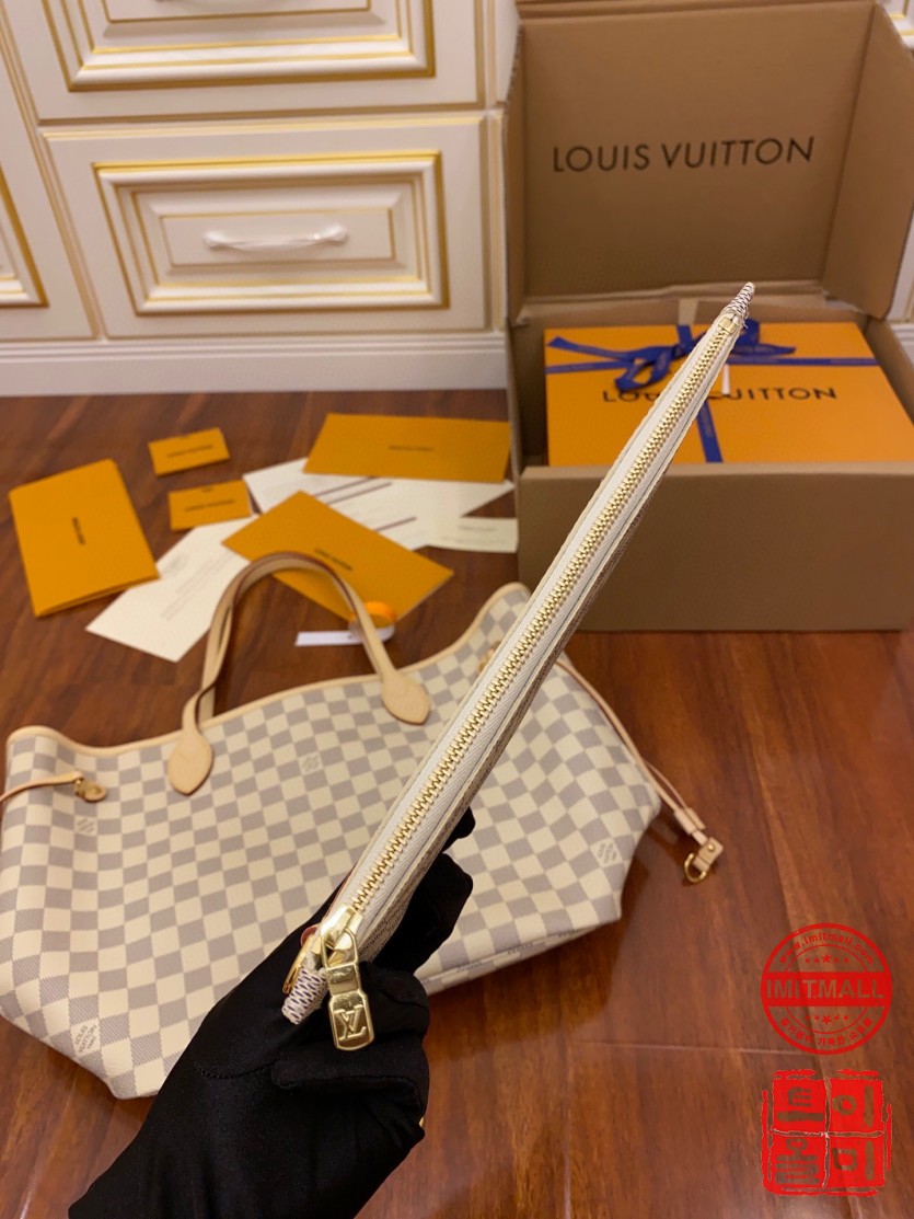 louis_vuitton_xxxxx_big_00009.jpg