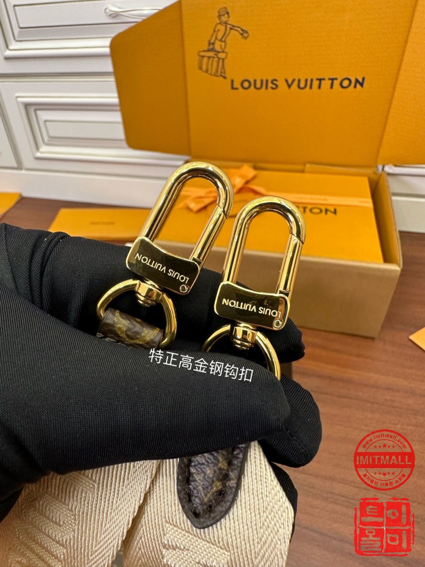 louis_vuitton_xxxxx_big_00006.jpg