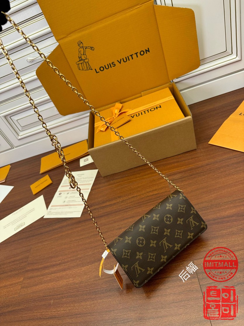 louis_vuitton_xxxxx_big_00003.jpg