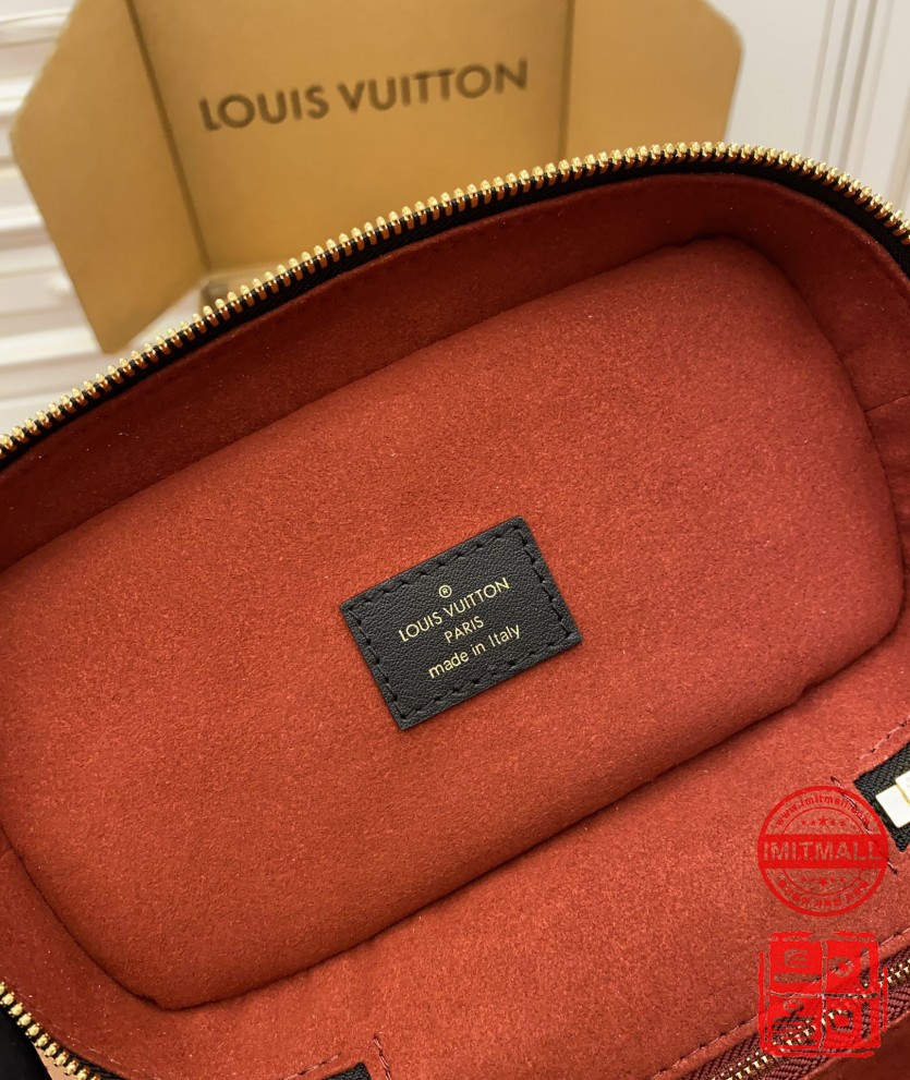 louis_vuitton_xxxxx_big_00004.jpg