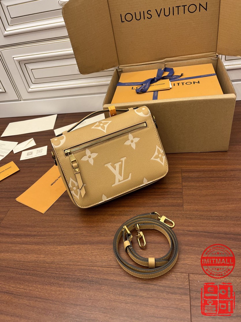 louis_vuitton_xxxxx_big_00009.jpg