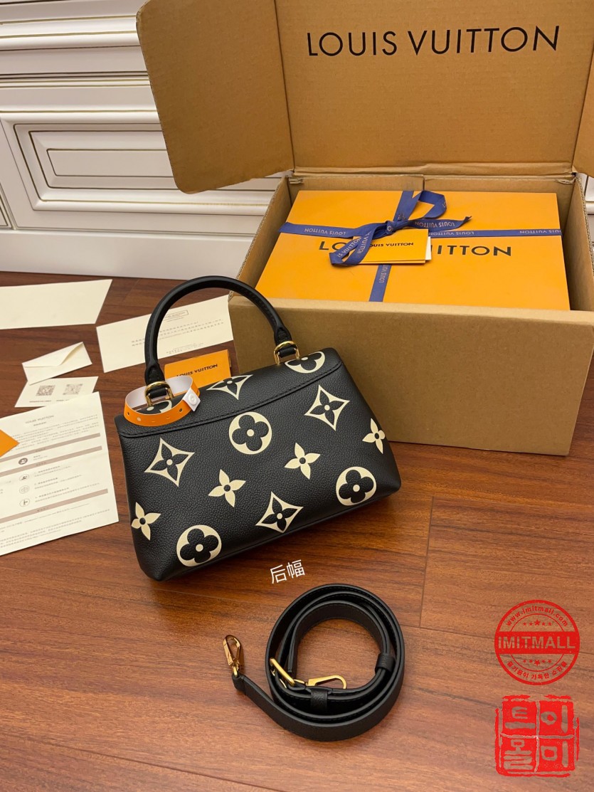 louis_vuitton_xxxxx_big_00009.jpg