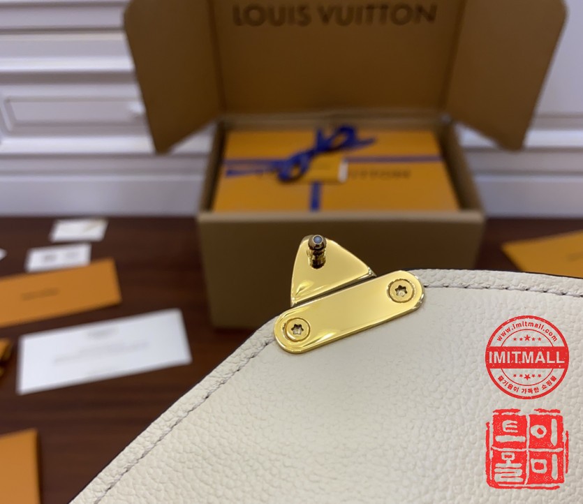 louis_vuitton_xxxxx_big_00014.jpg